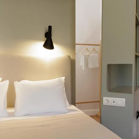 The Consulate * Corfu (city)